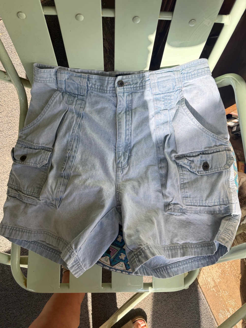 Vintage Eddie Bauer Brand Light Blue Denim shorts